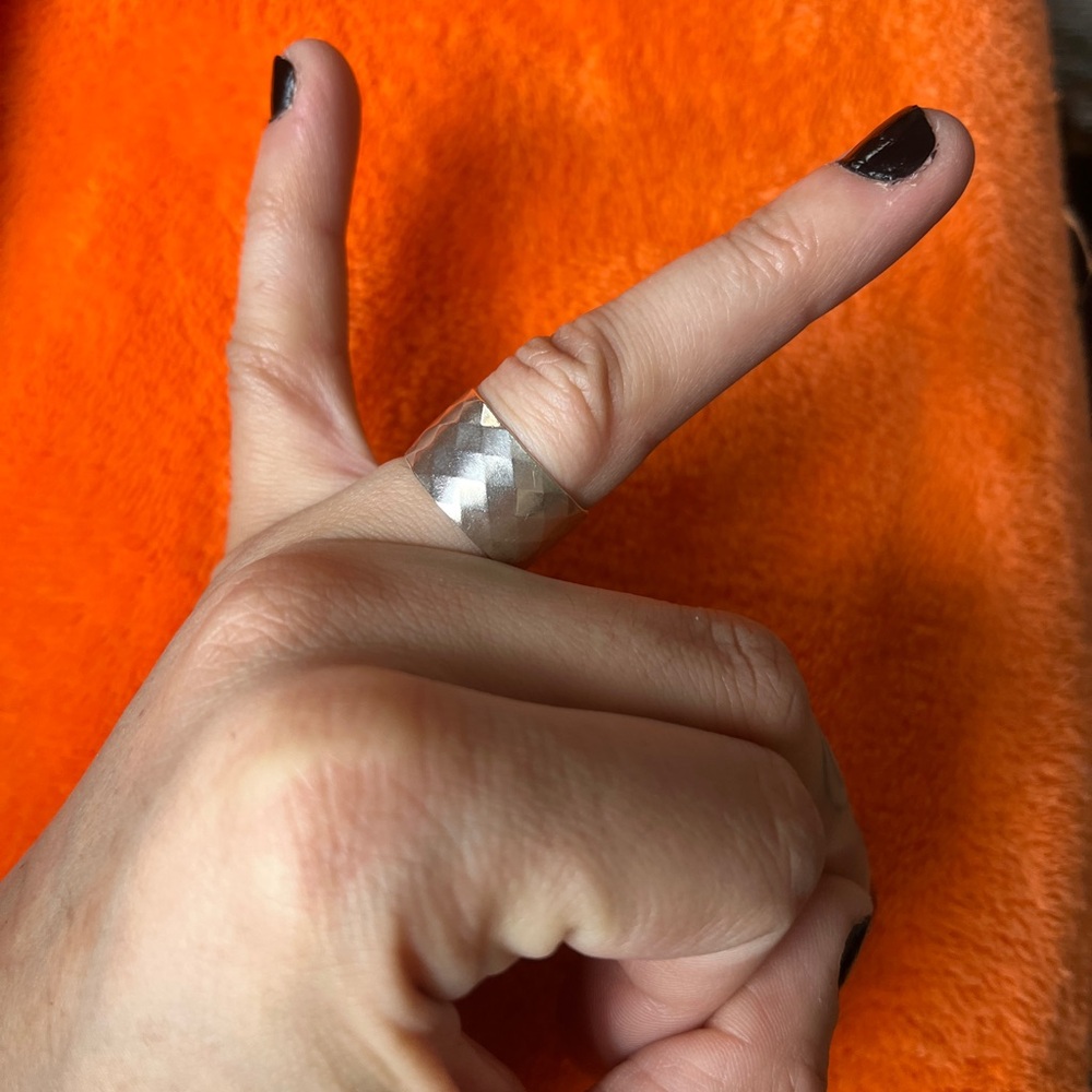 Silver Textured Ring - image 3